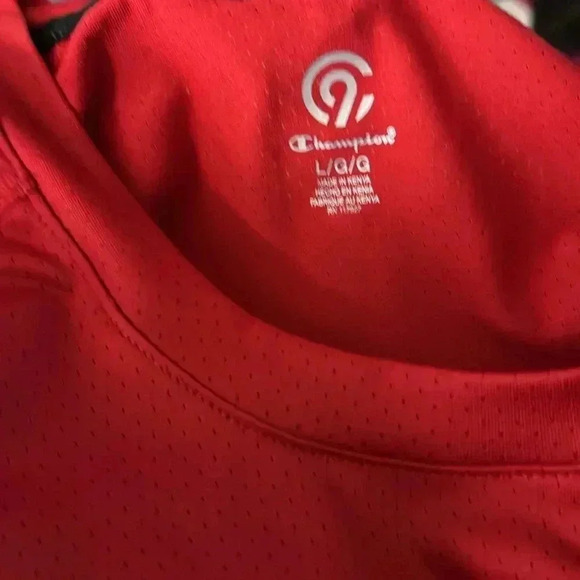 RED CHAMPION SORT TOP SZ L NWT SHORT SLEEVES SLIM FIT DUO DRY BREATHABLE STRETCH - Picture 7 of 8